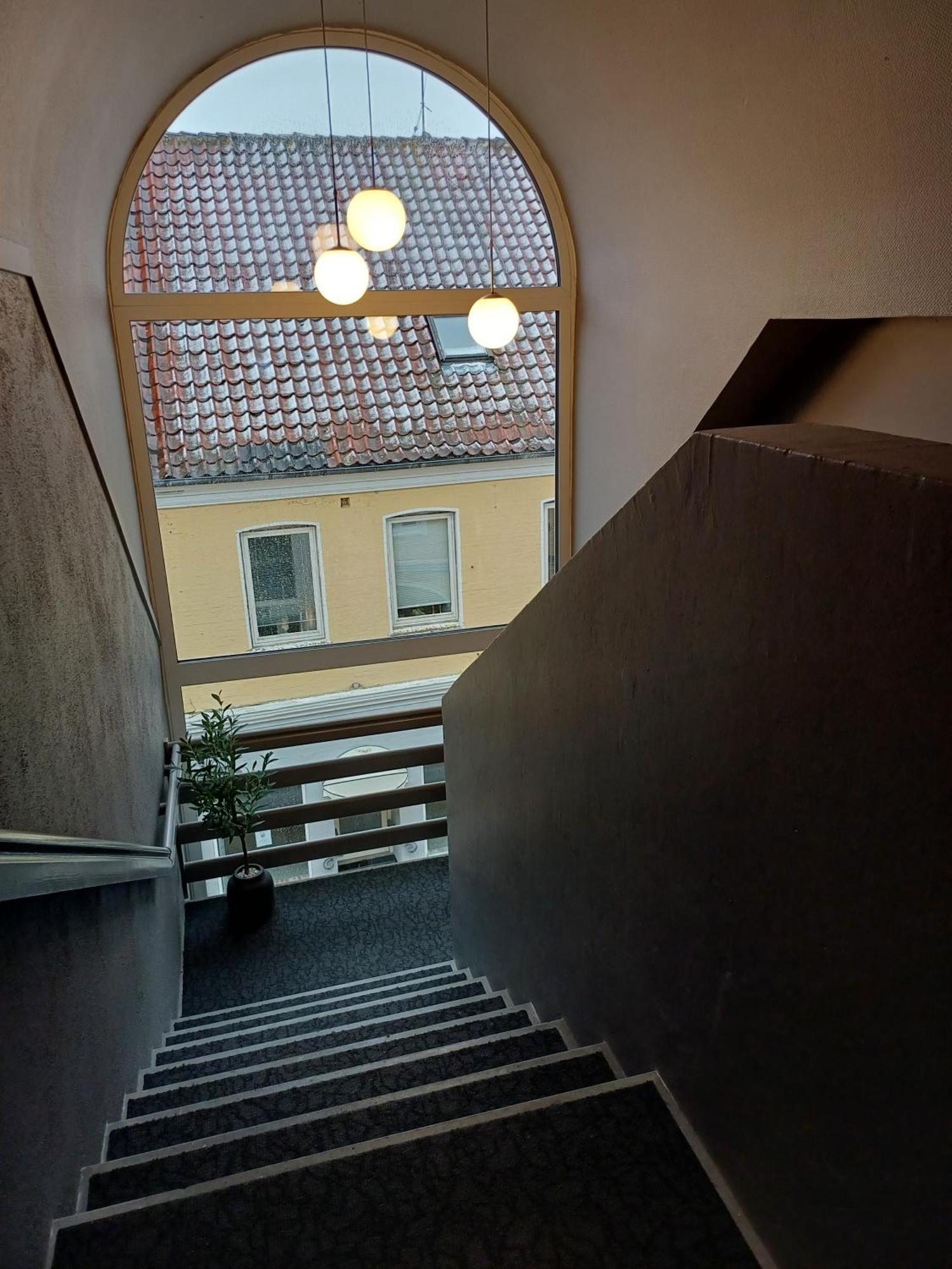 Cozy Double Room 3 On Pedestrian Street Saeby Exterior photo